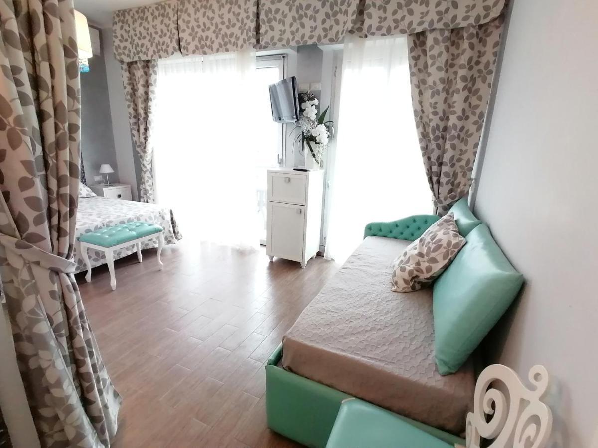 Hotel Nordic Μπελάρια-Ιτζέα Μαρίνα Εξωτερικό φωτογραφία