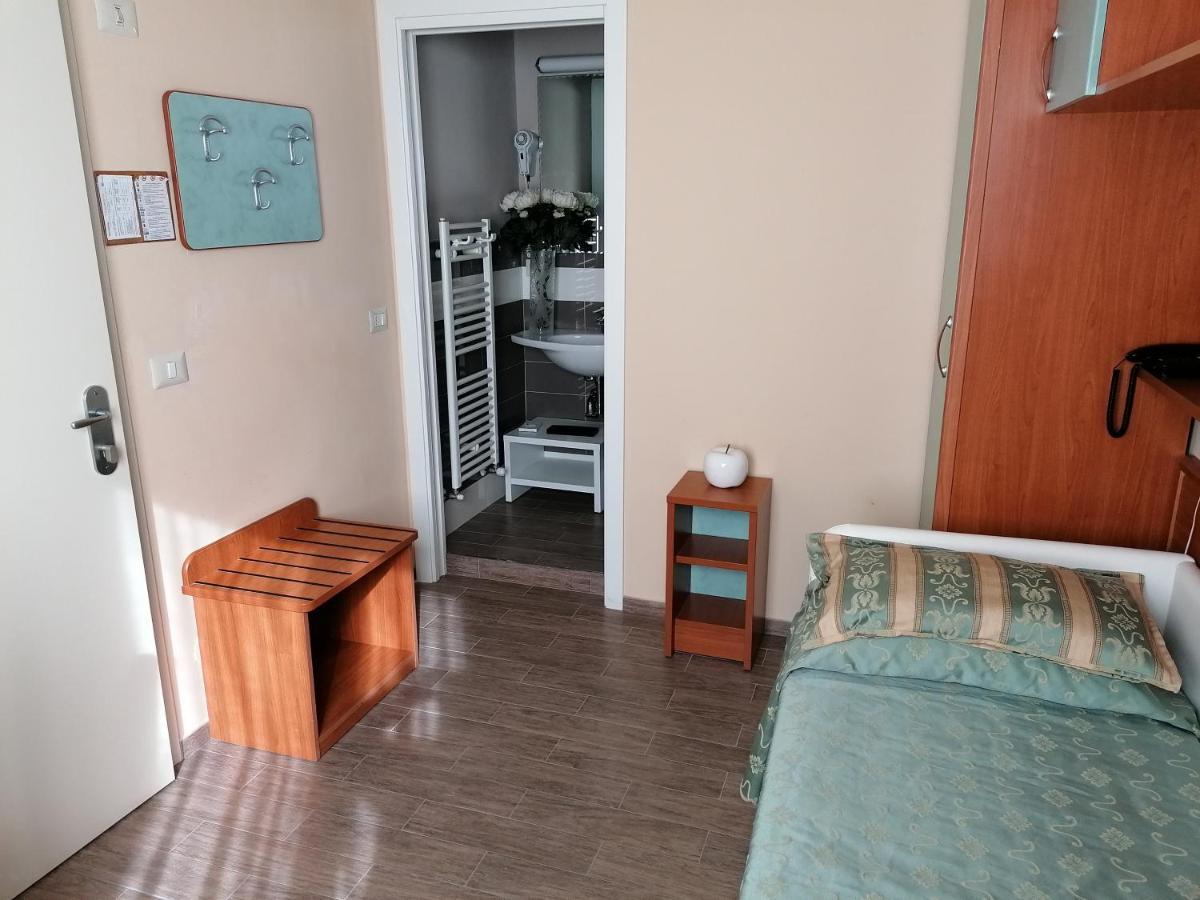 Hotel Nordic Μπελάρια-Ιτζέα Μαρίνα Εξωτερικό φωτογραφία