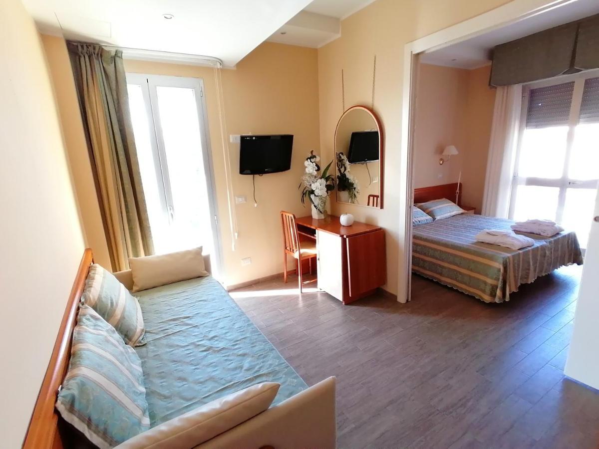 Hotel Nordic Μπελάρια-Ιτζέα Μαρίνα Εξωτερικό φωτογραφία