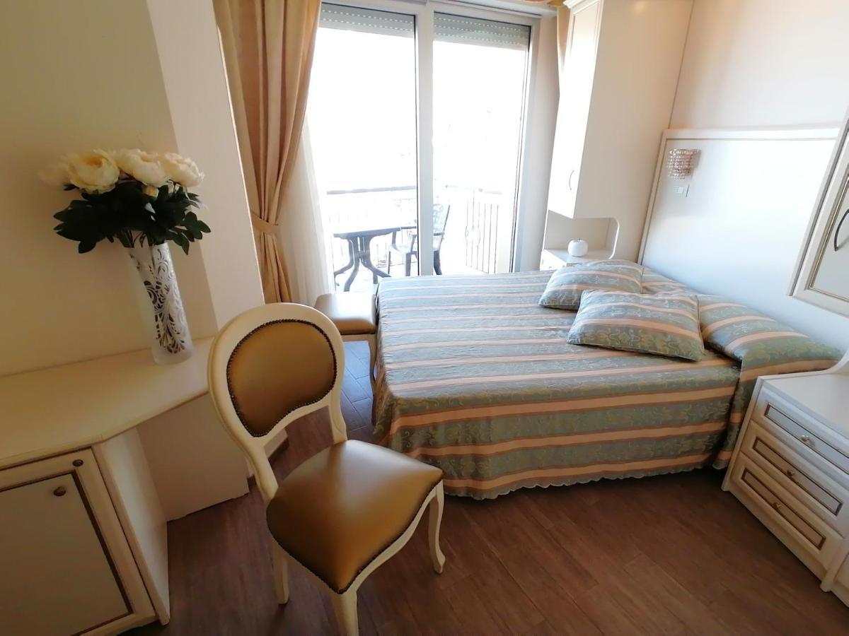 Hotel Nordic Μπελάρια-Ιτζέα Μαρίνα Εξωτερικό φωτογραφία