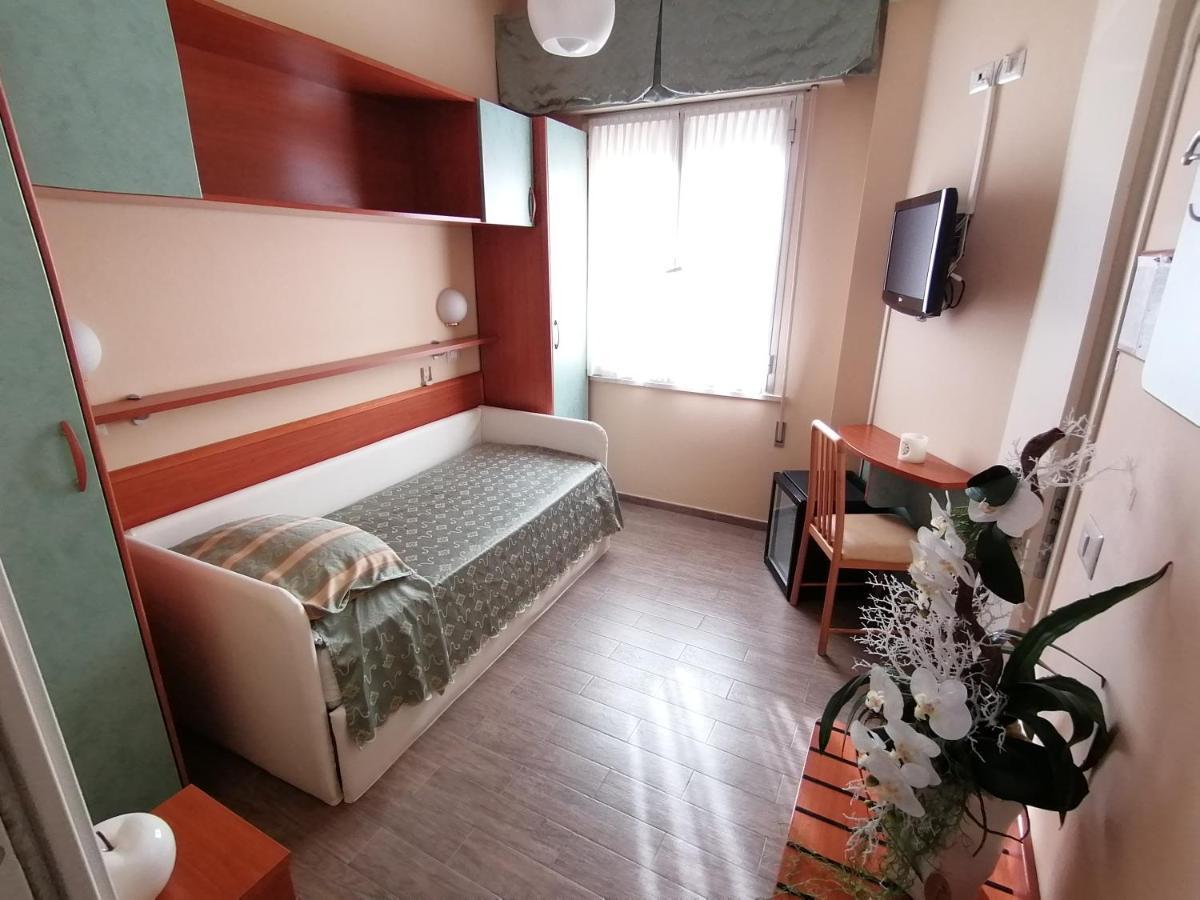 Hotel Nordic Μπελάρια-Ιτζέα Μαρίνα Εξωτερικό φωτογραφία